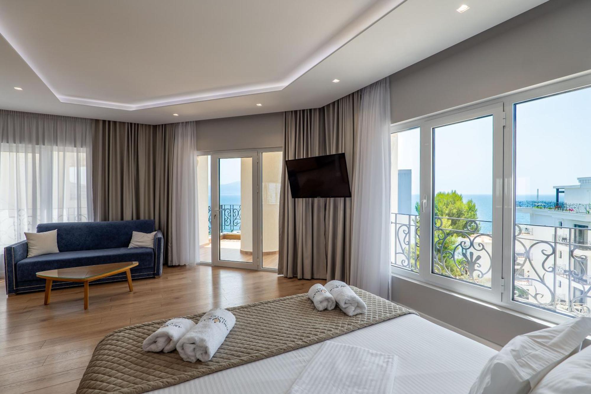 Ami Mar Hotel Sarande Bagian luar foto