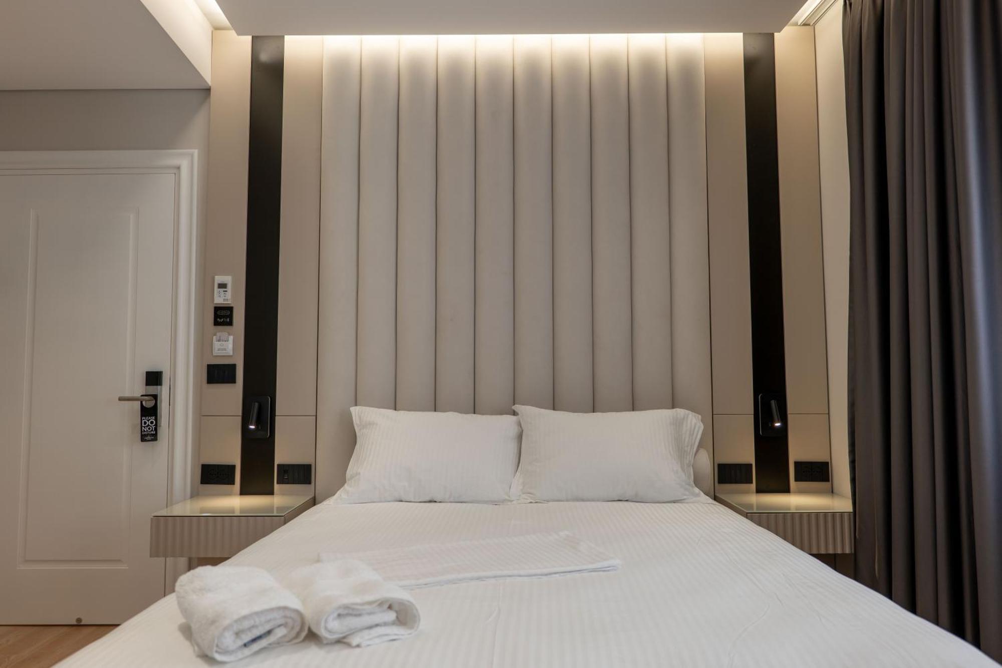 Ami Mar Hotel Sarande Bagian luar foto