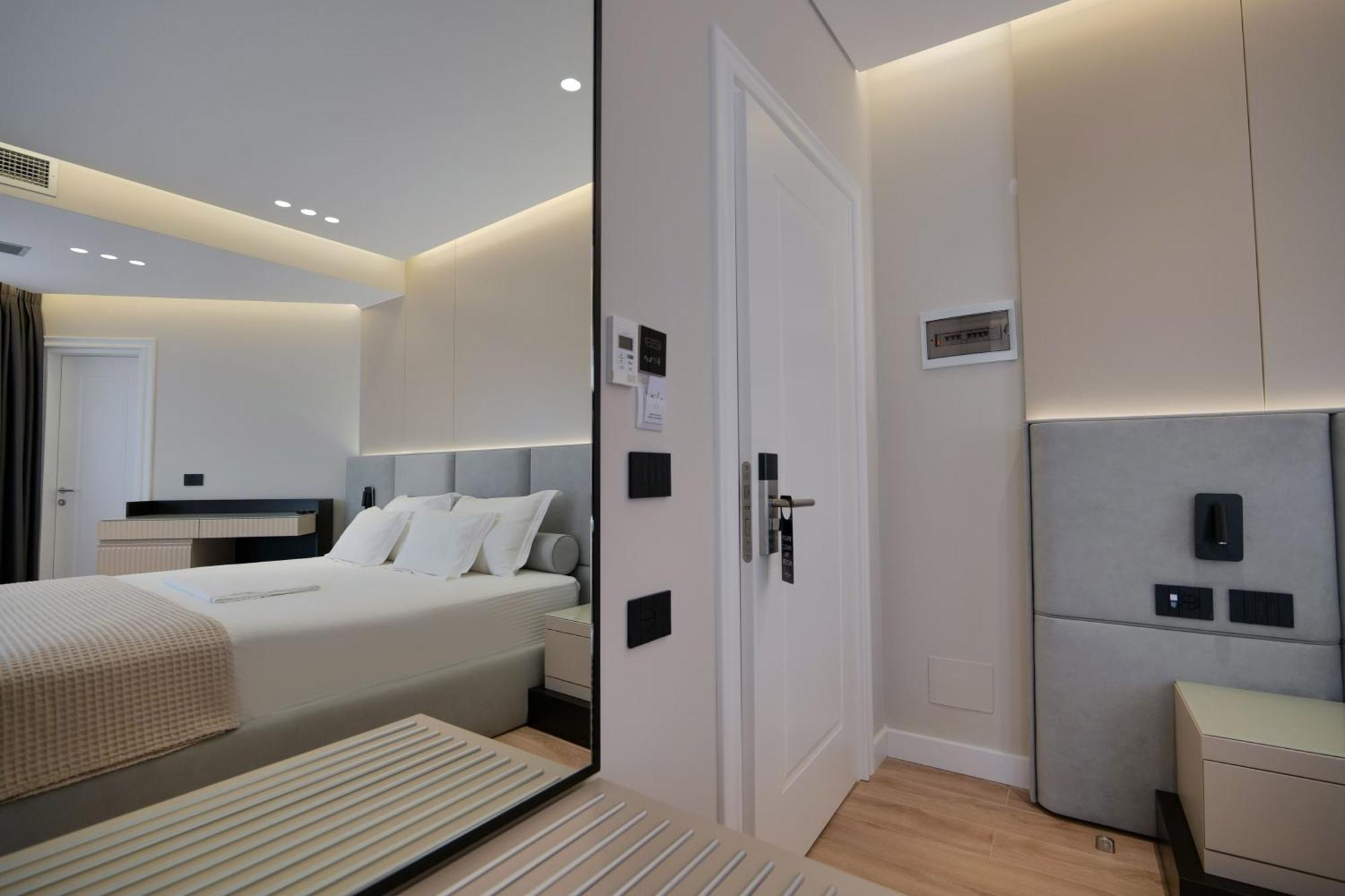 Ami Mar Hotel Sarande Bagian luar foto