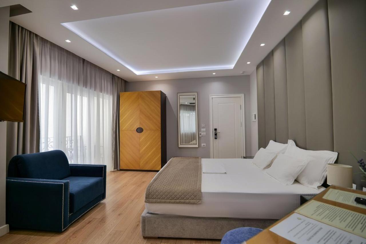 Ami Mar Hotel Sarande Bagian luar foto