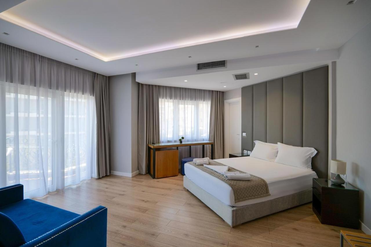 Ami Mar Hotel Sarande Bagian luar foto